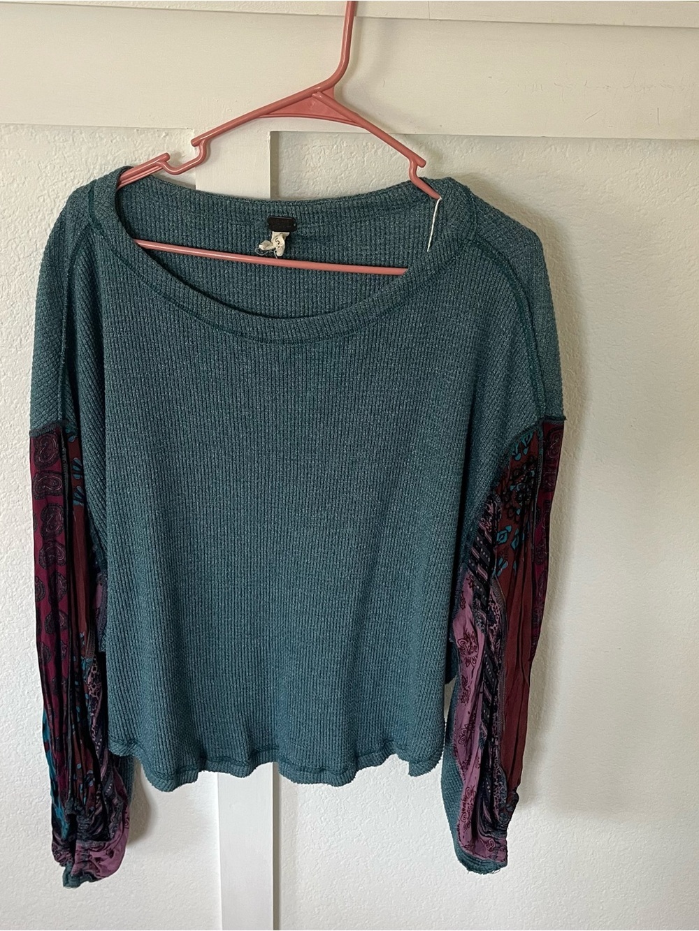 We The Free Women's Small Thermal Long Sleeve Blouse.